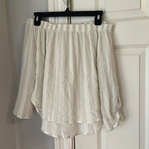$$Off the shoulder striped shirt